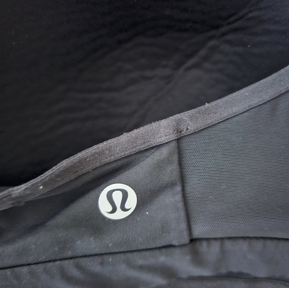 Lululemon workout bra - Picture 3 of 5